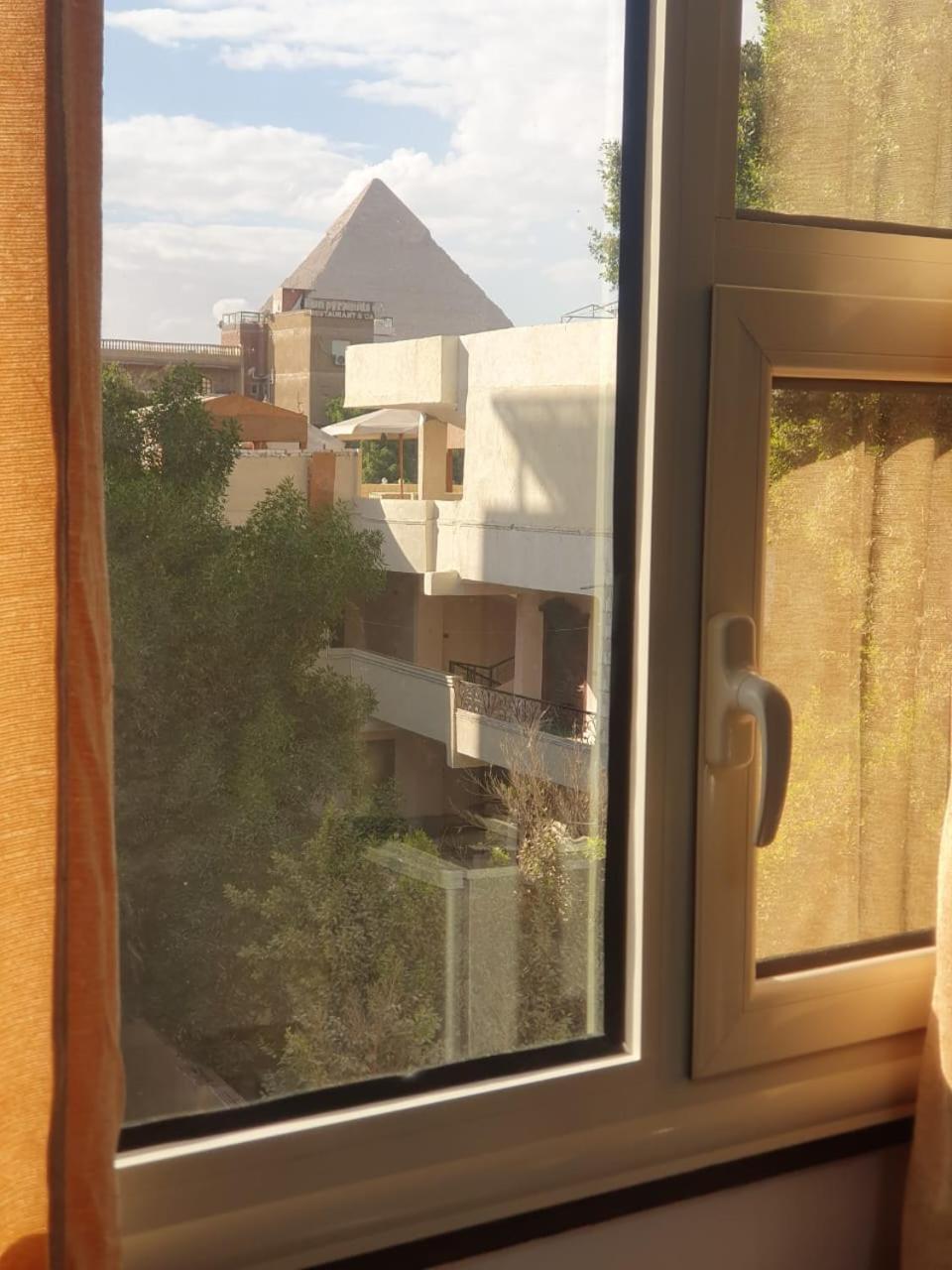 Sobba Pyramids View - Guest House Kafret el-Gabal Kültér fotó